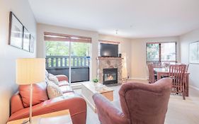 Pet Friendly Condo On Whistler Village Stroll